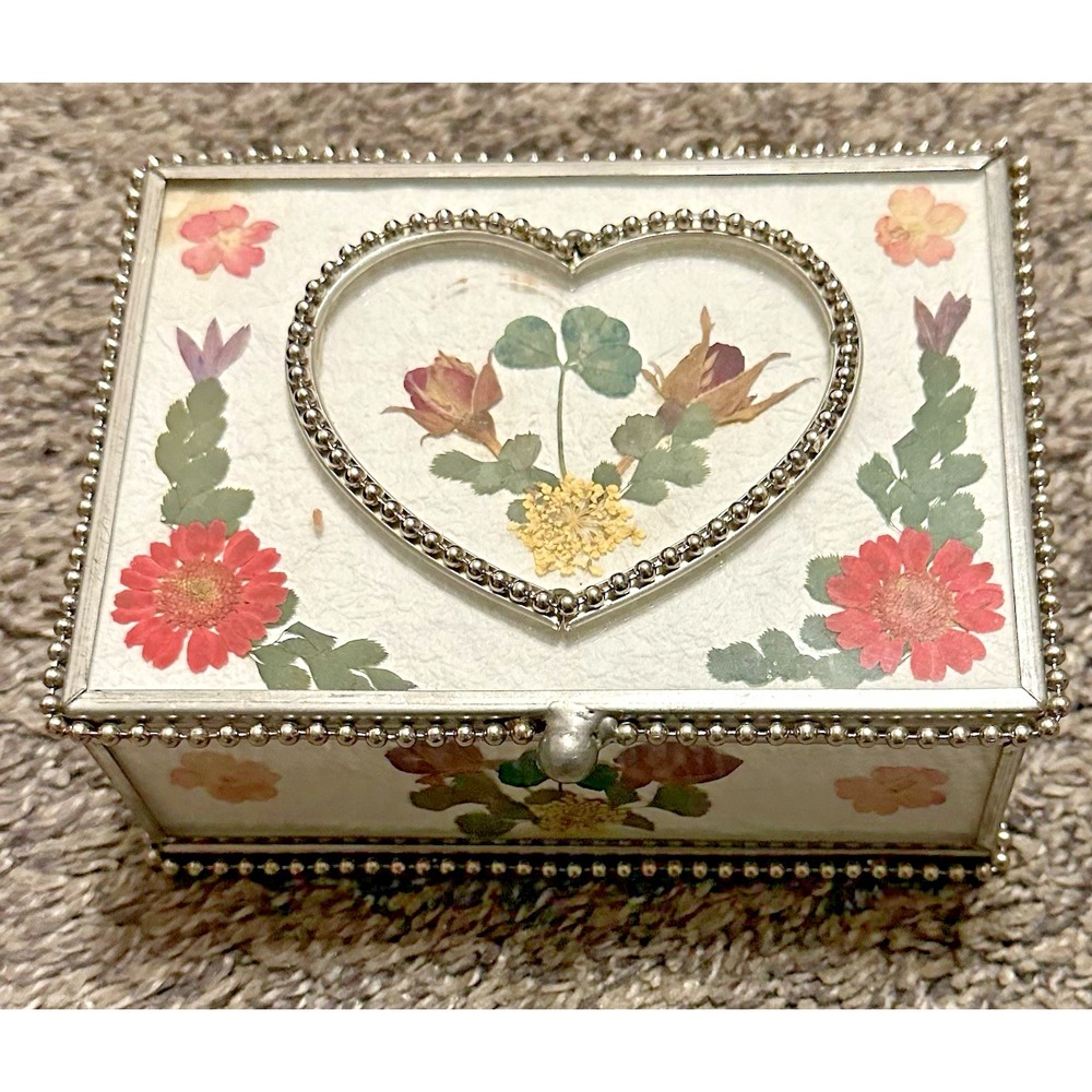 Beautiful Pressed Flower Trinket Box - Glass